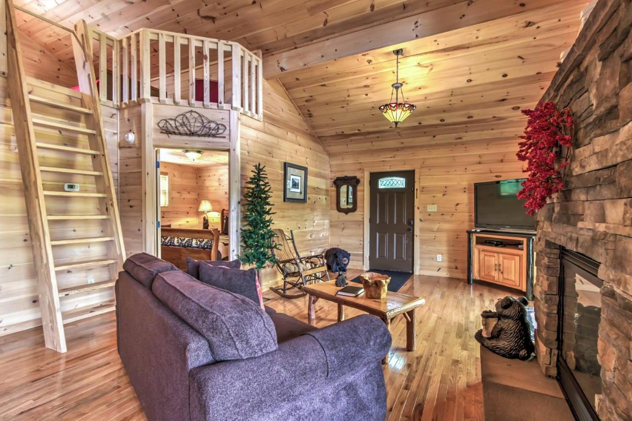 Private Sevierville Cabin With Mountain Views And Loft 外观 照片